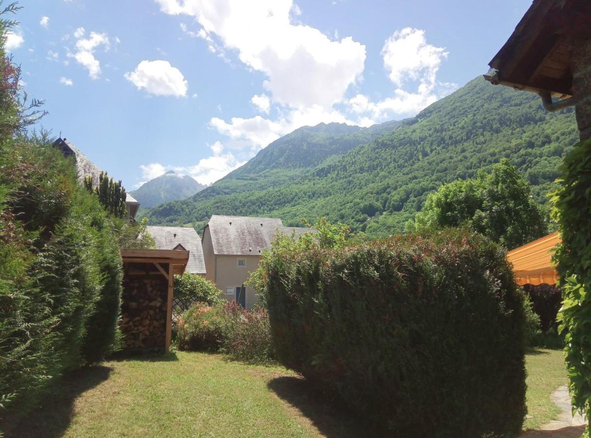 Maison La Luzienne - Lou Astiou Luz-Saint-Sauveur Luaran gambar