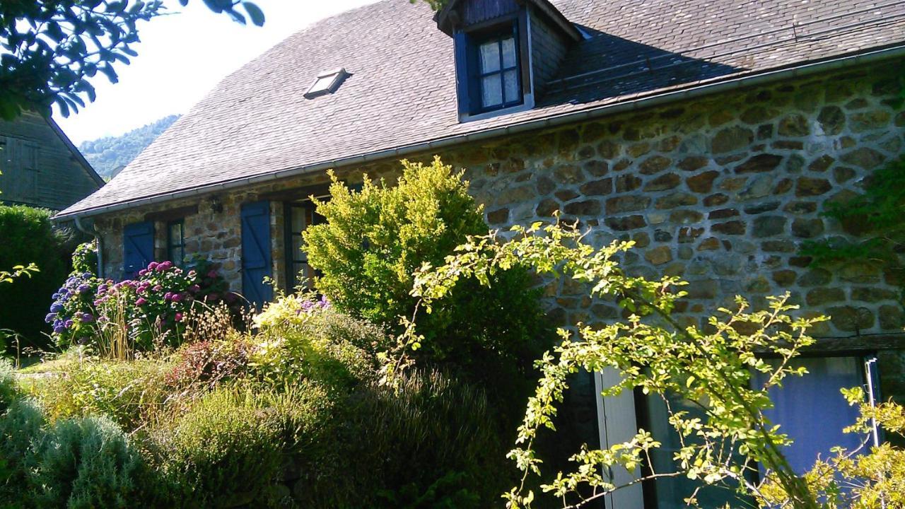 Maison La Luzienne - Lou Astiou Luz-Saint-Sauveur Luaran gambar