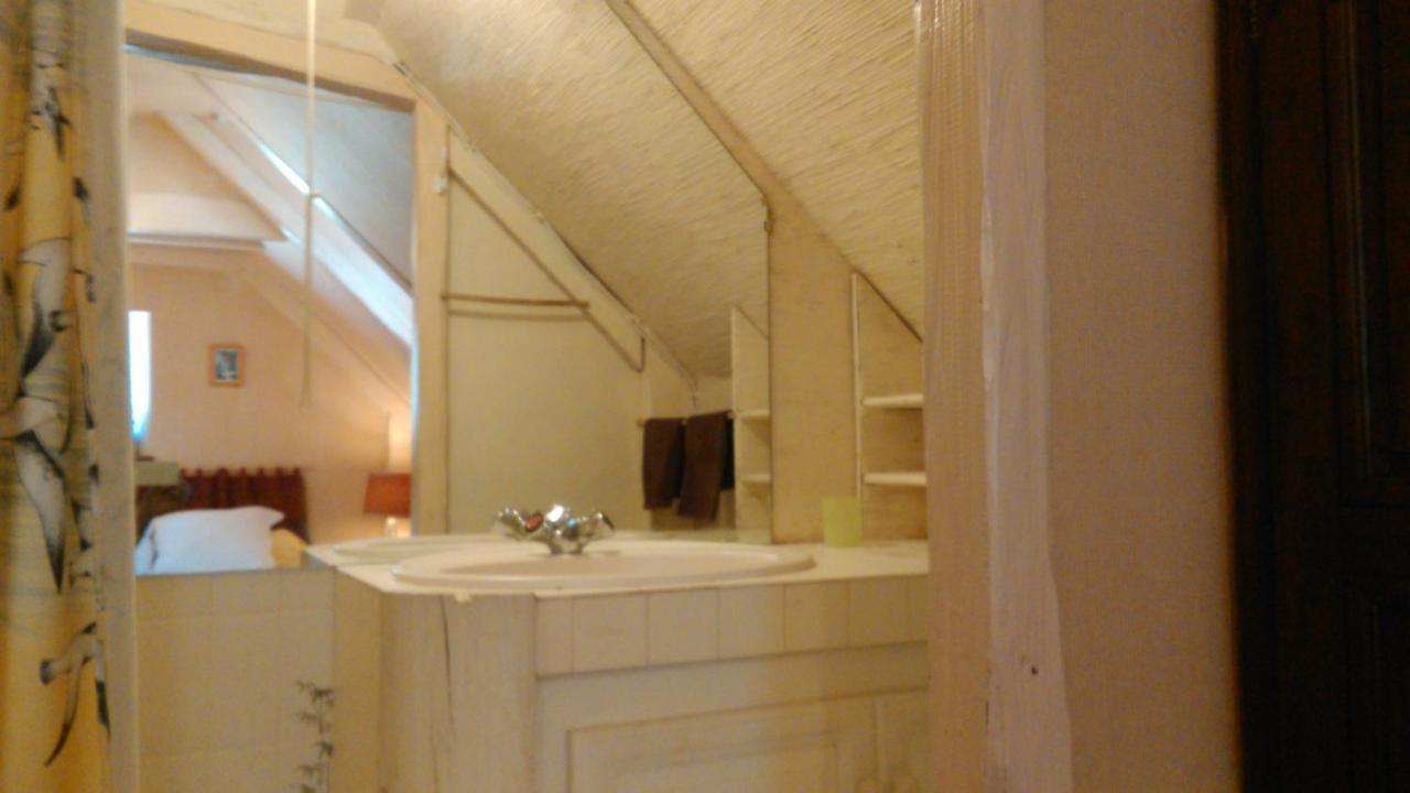 Maison La Luzienne - Lou Astiou Luz-Saint-Sauveur Luaran gambar